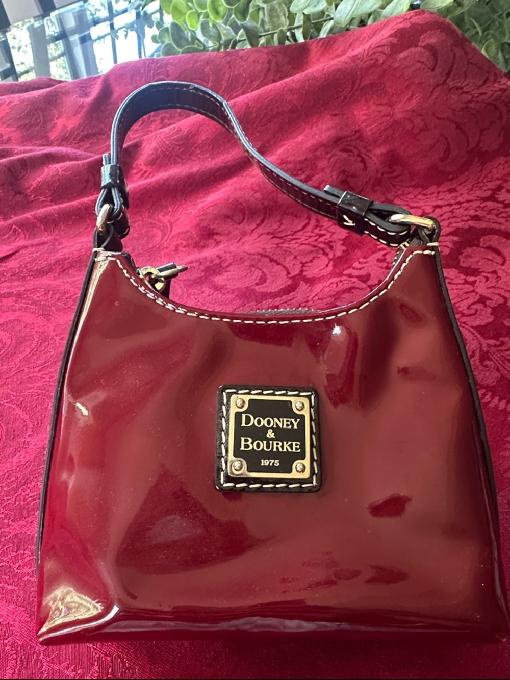 Vintage Dooney & Bourke Red Patent Leather Mini/Bitsy Bag with Dark Trim NWOT🍒